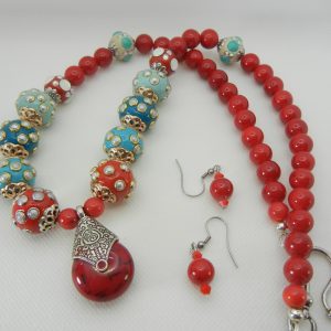 Bobble Necklace Set