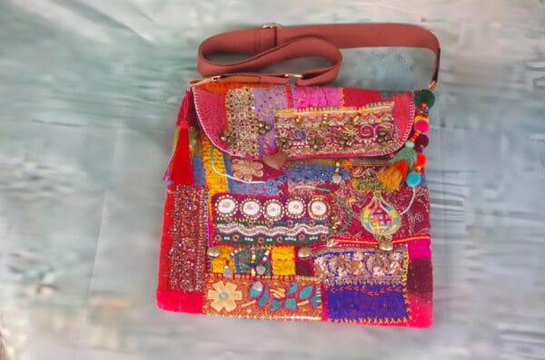 FELT BAG - BAZAAR