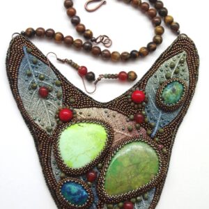 NECKLACE AND EARRING SET