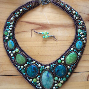 NECKLACE AND EARRING SET